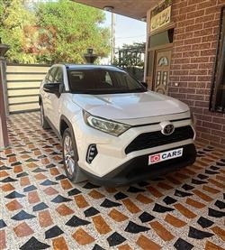 تويوتا راف 4